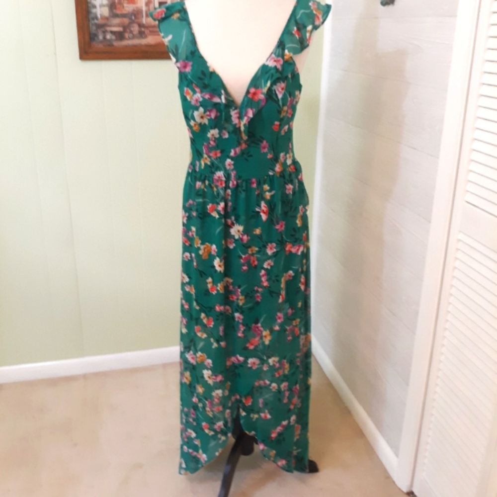 Guess floral gauze maxi dress sz 8 green